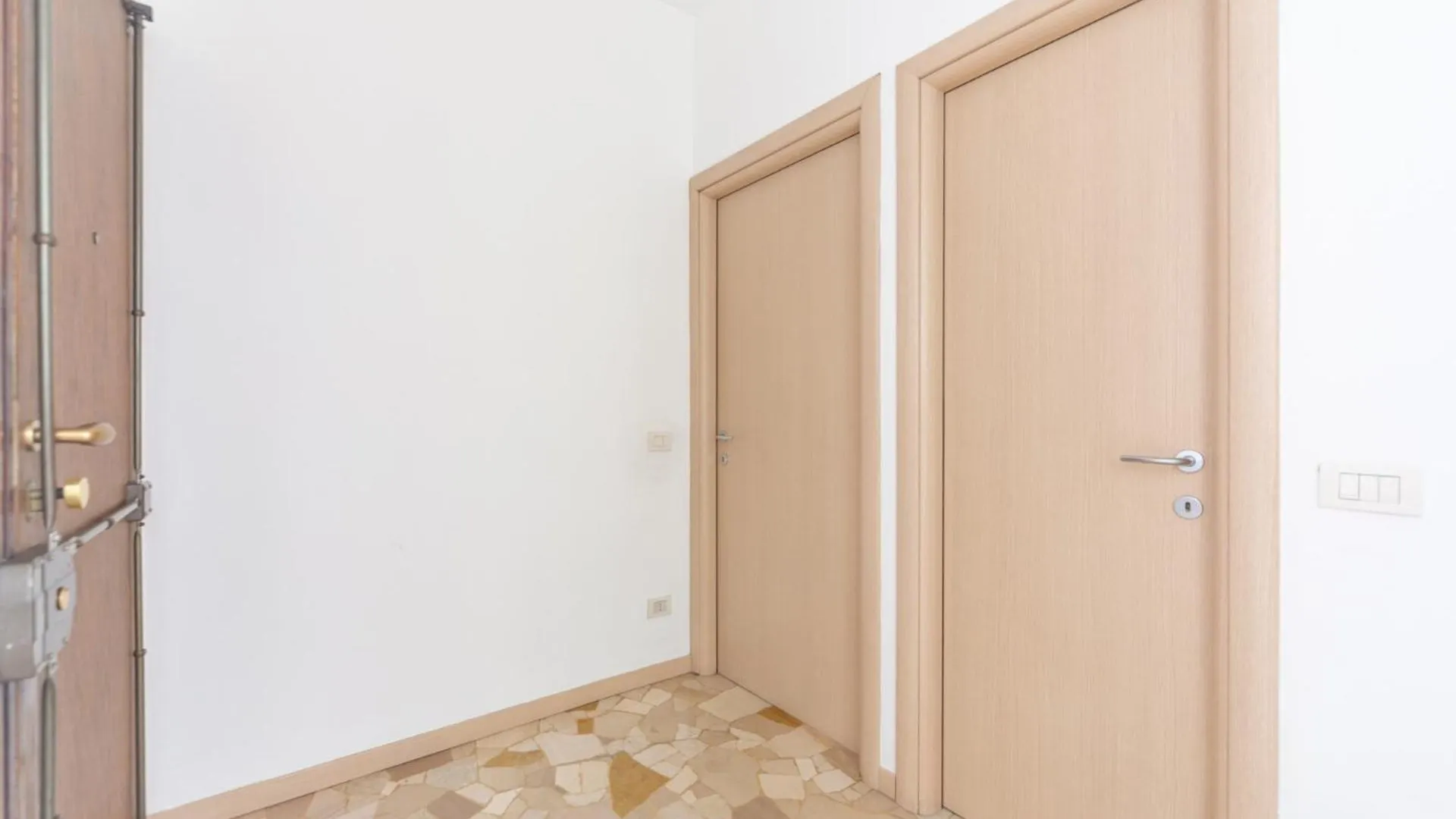 Milan Style Apartment In Great Location İtalya