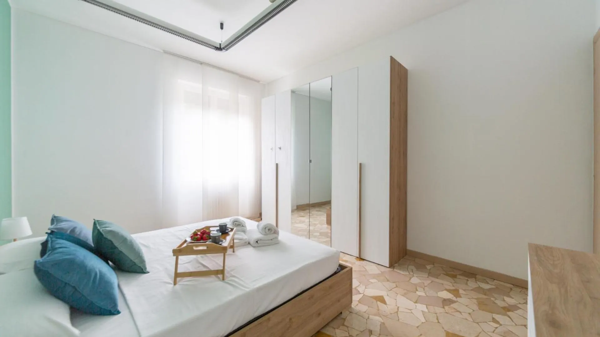 Milan Style Apartment In Great Location